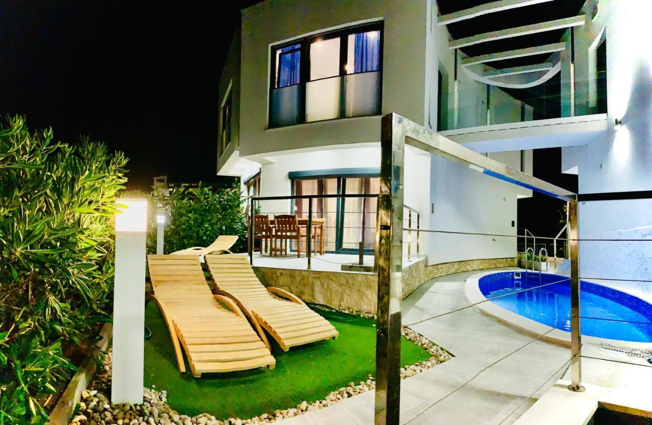 נובליה Villa Legacy 2 מראה חיצוני תמונה